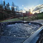 Privat bolig U Parow - Z Jacuzzi I Sauna,