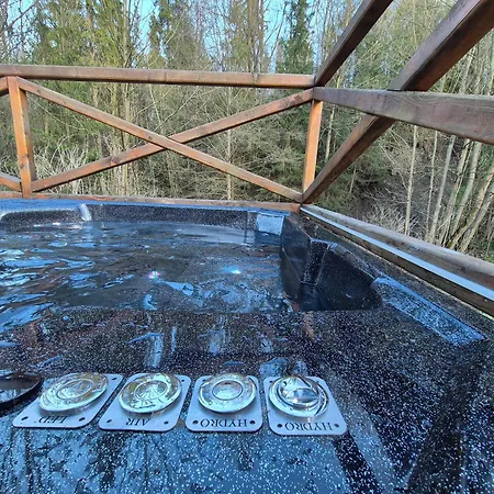 Homestay U Parow Sauna & Jacuzzi *