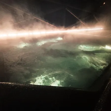U Parow - Z Jacuzzi I Sauna, Alloggio in famiglia Białka